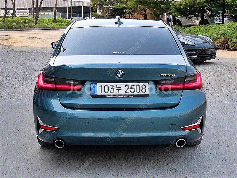 BMW 3시리즈 중고 BMW 중고 BMW 3시리즈 중고차 할부가능 2021년식 59,955km 320i M 스포츠 ...--4